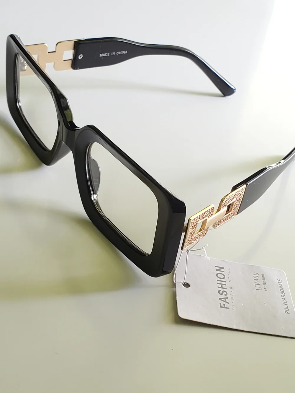 Black Rectangular Chain-Temple Fashion Glasses